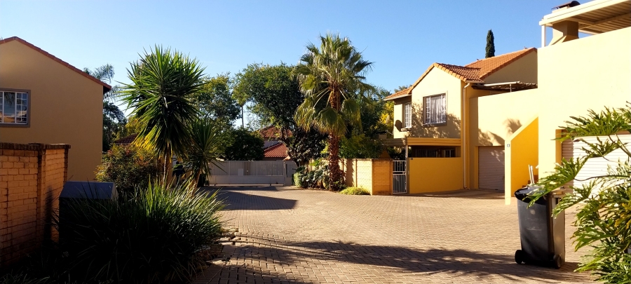 2 Bedroom Property for Sale in Willow Park Manor Gauteng
