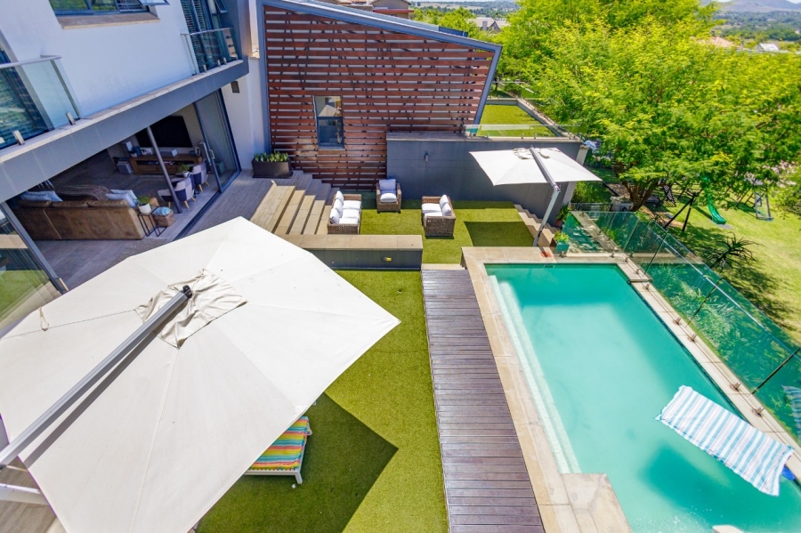 5 Bedroom Property for Sale in Copperleaf Estate Gauteng