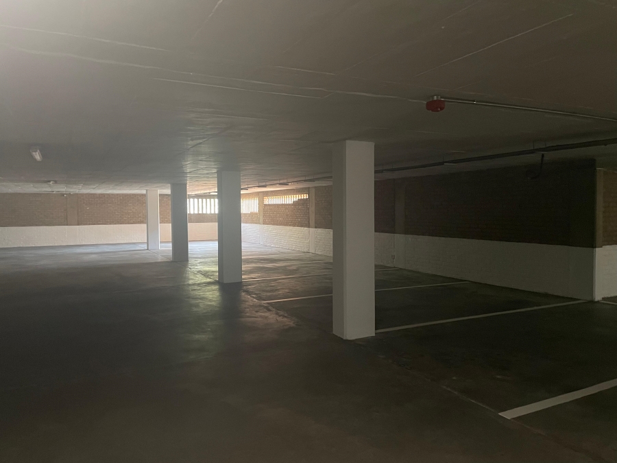 To Let commercial Property for Rent in Vorna Valley Gauteng