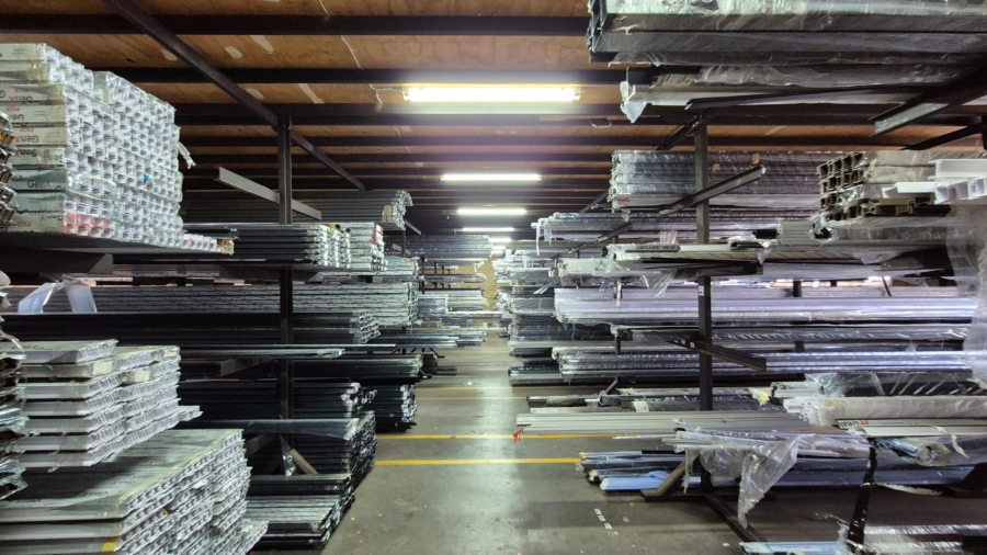 To Let commercial Property for Rent in Hennops Park Industrial Gauteng