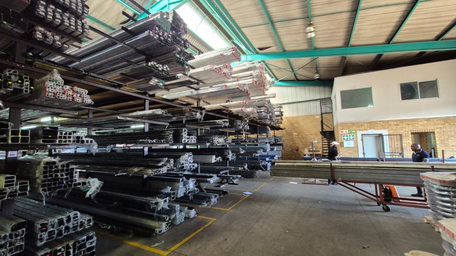 To Let commercial Property for Rent in Hennops Park Industrial Gauteng