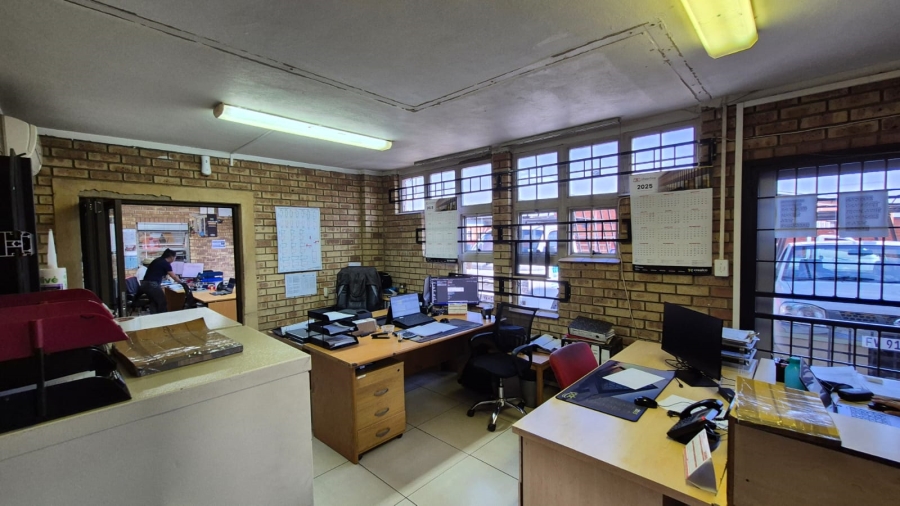 To Let commercial Property for Rent in Hennops Park Industrial Gauteng