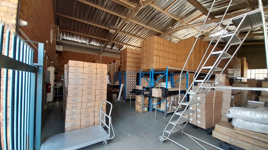 To Let commercial Property for Rent in Halfway House Gauteng