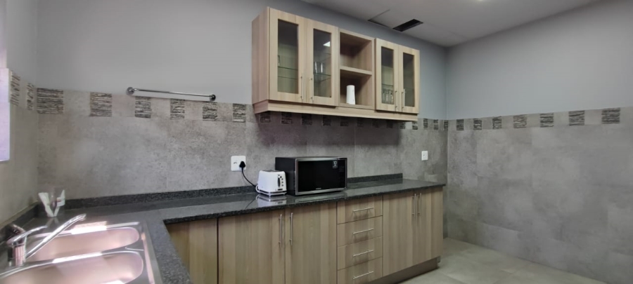 Commercial Property for Sale in Knoppieslaagte Gauteng
