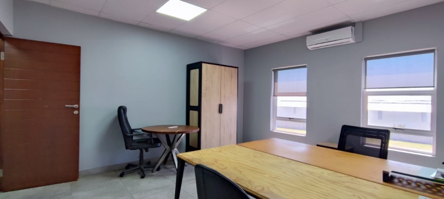 Commercial Property for Sale in Knoppieslaagte Gauteng