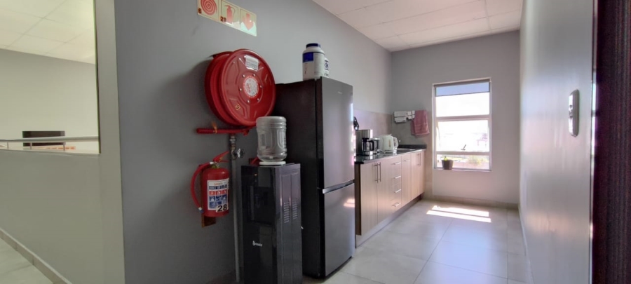 Commercial Property for Sale in Knoppieslaagte Gauteng