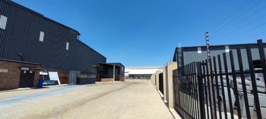 Commercial Property for Sale in Knoppieslaagte Gauteng