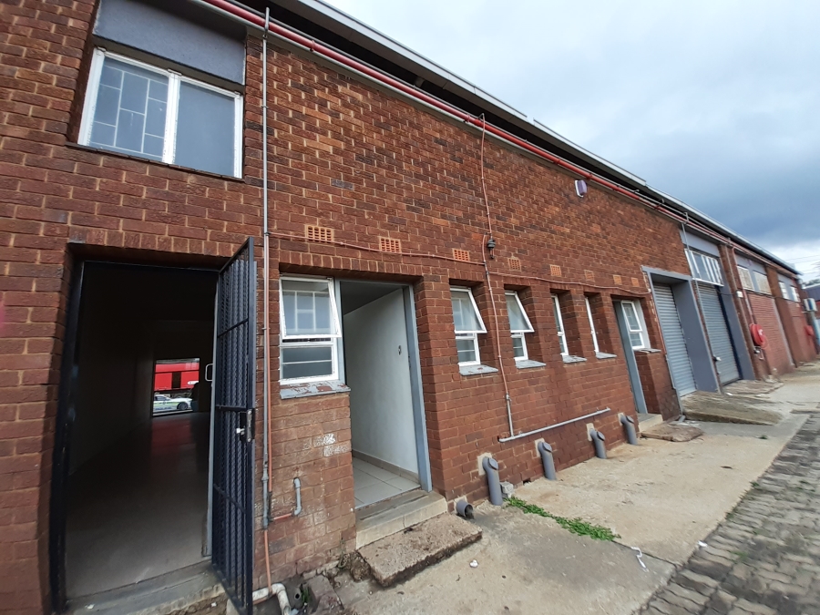 Commercial Property for Sale in Rosslyn Gauteng
