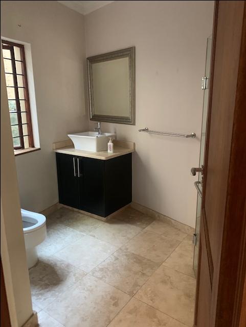 To Let 5 Bedroom Property for Rent in Bryanston Gauteng