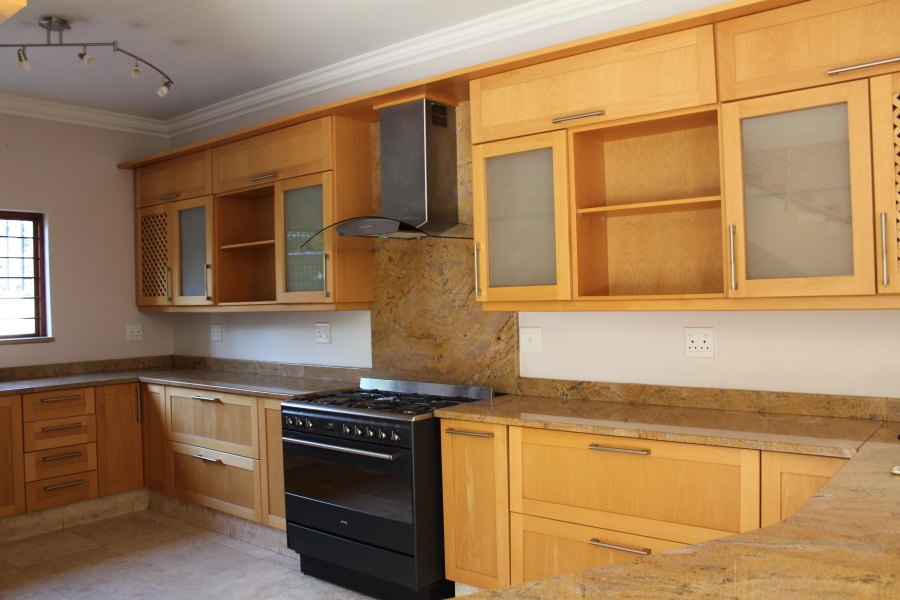 To Let 5 Bedroom Property for Rent in Bryanston Gauteng