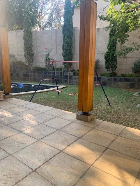 To Let 5 Bedroom Property for Rent in Bryanston Gauteng
