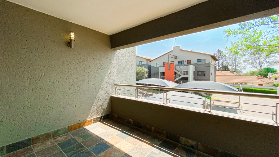 To Let 2 Bedroom Property for Rent in Rivonia Gauteng