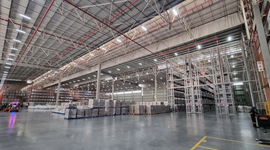 To Let commercial Property for Rent in Glen Marais Gauteng