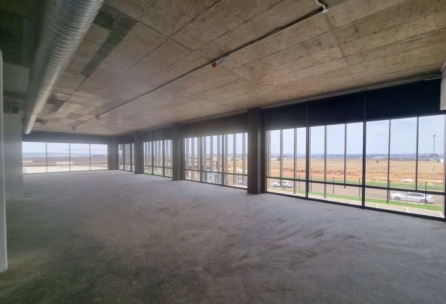 To Let commercial Property for Rent in Glen Marais Gauteng