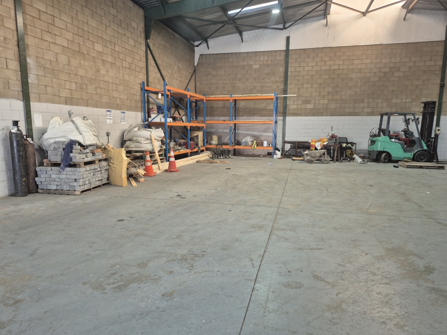 To Let commercial Property for Rent in Meadowdale Gauteng
