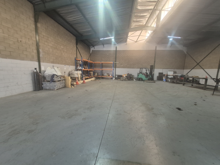 To Let commercial Property for Rent in Meadowdale Gauteng