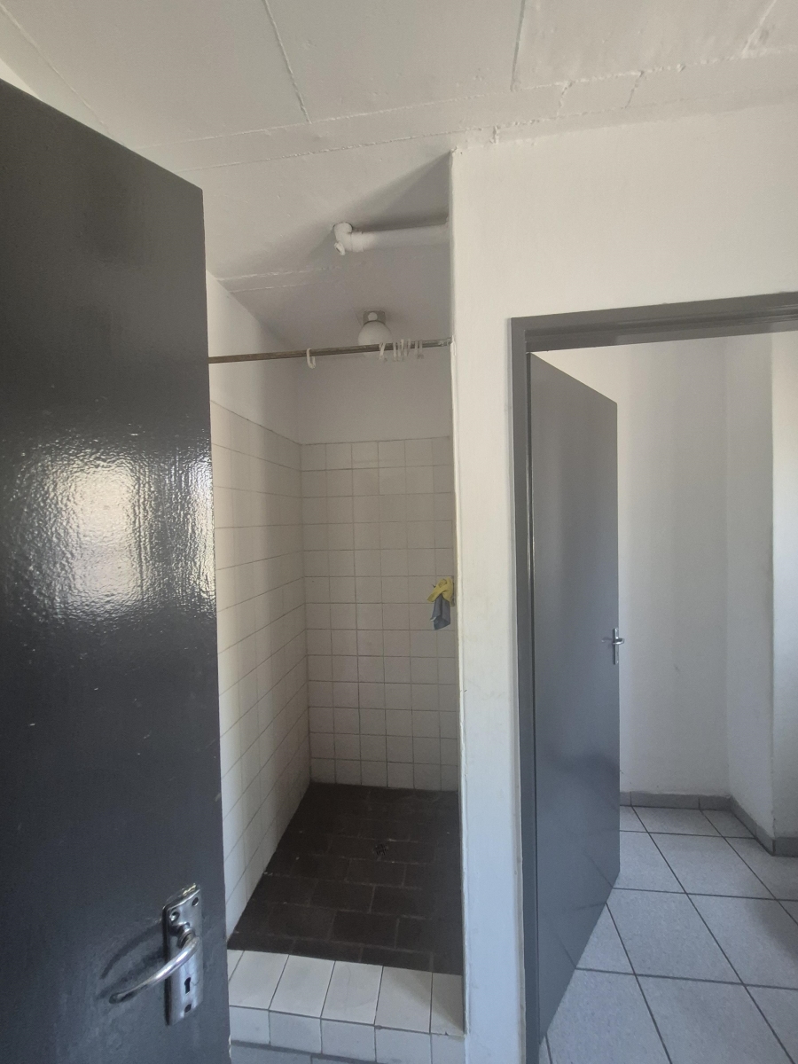 To Let commercial Property for Rent in Meadowdale Gauteng