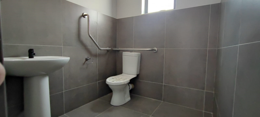 Commercial Property for Sale in Knoppieslaagte Gauteng