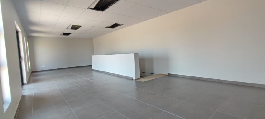 Commercial Property for Sale in Knoppieslaagte Gauteng