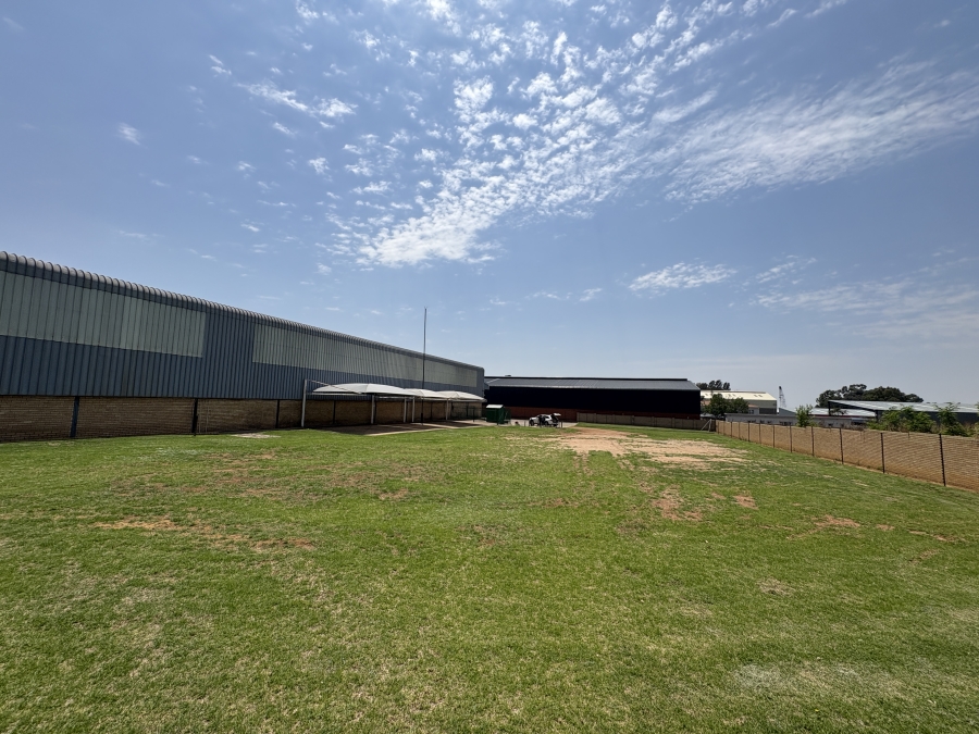 To Let commercial Property for Rent in Pomona Gauteng