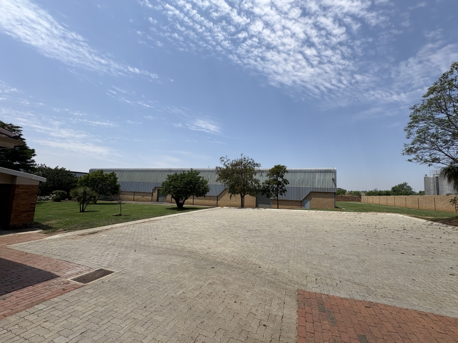 To Let commercial Property for Rent in Pomona Gauteng