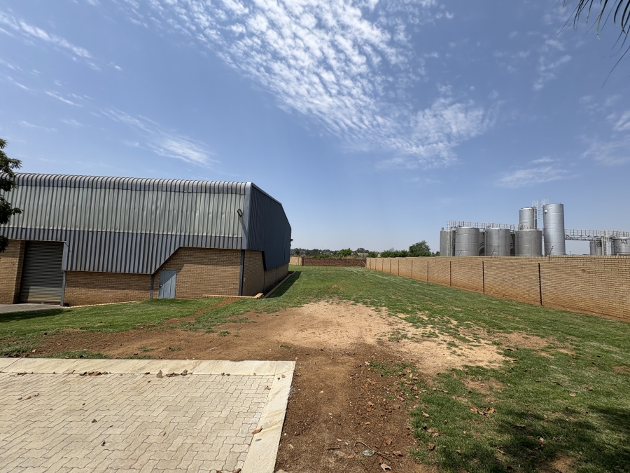 To Let commercial Property for Rent in Pomona Gauteng