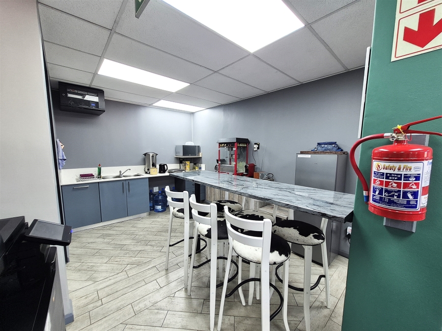 To Let commercial Property for Rent in Dunkeld Gauteng
