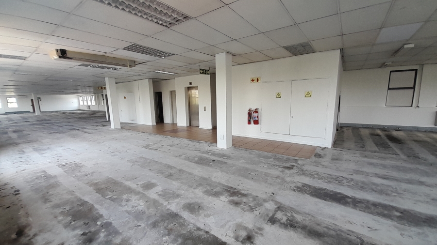 To Let commercial Property for Rent in Randjespark Gauteng