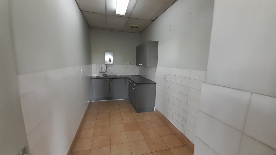To Let commercial Property for Rent in Randjespark Gauteng