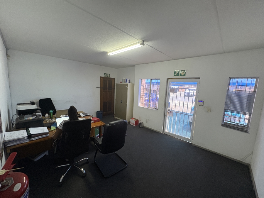 To Let commercial Property for Rent in Jet Park Gauteng