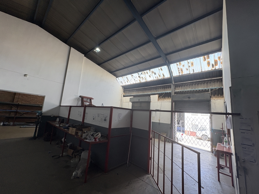 To Let commercial Property for Rent in Jet Park Gauteng