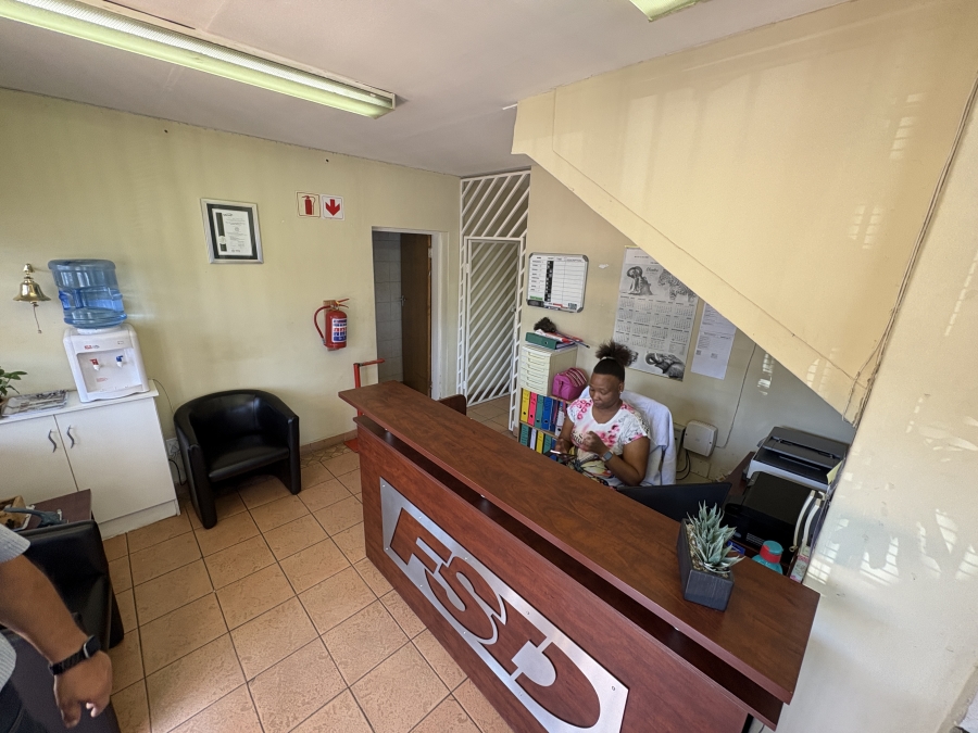 To Let commercial Property for Rent in Jet Park Gauteng