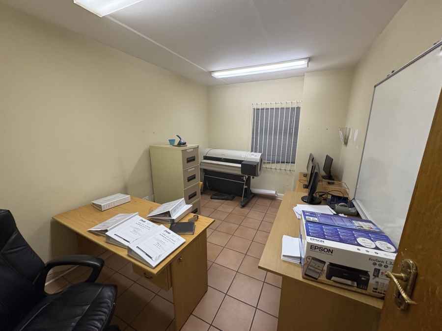 To Let commercial Property for Rent in Jet Park Gauteng