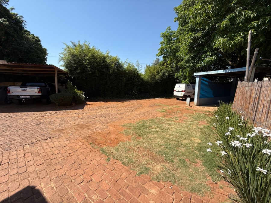 Commercial Property for Sale in Erasmia Gauteng