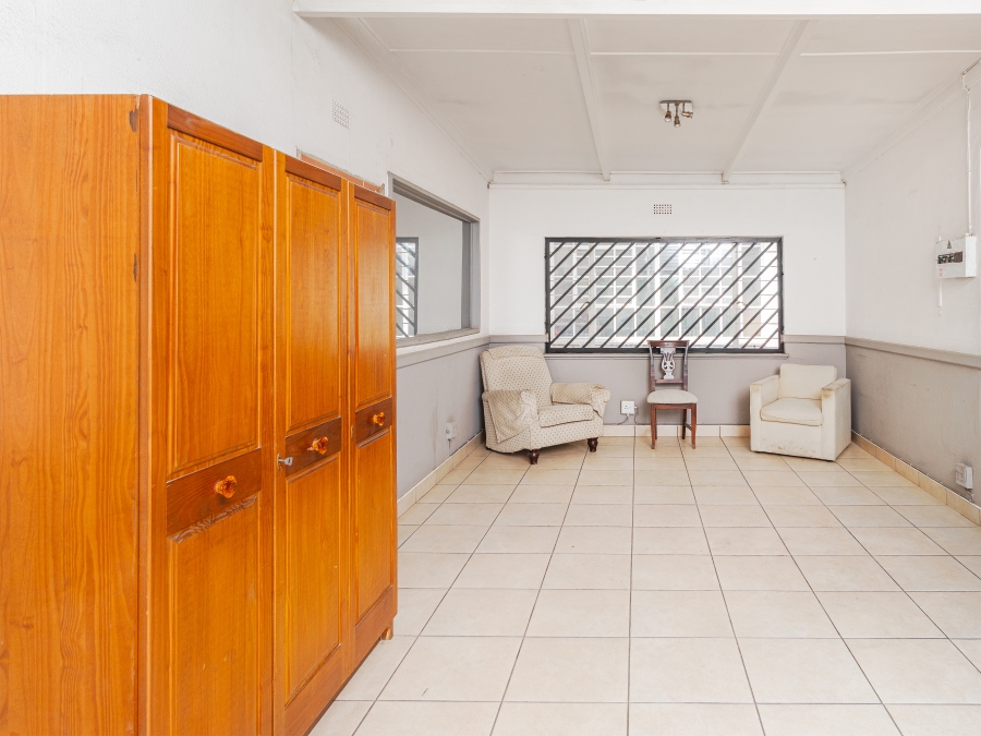 Commercial Property for Sale in Fontainebleau Gauteng