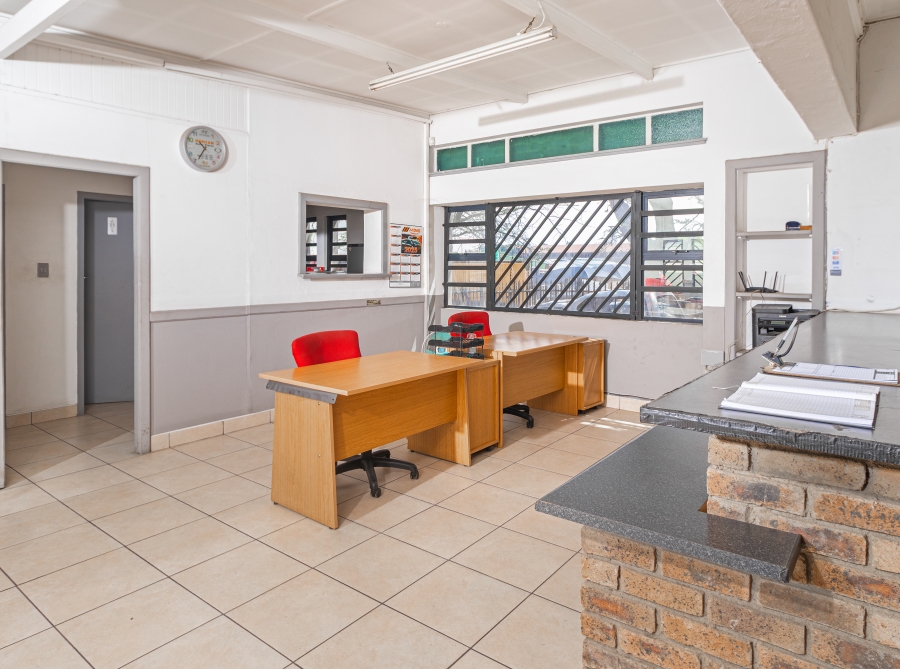 Commercial Property for Sale in Fontainebleau Gauteng