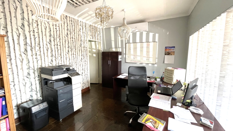 Commercial Property for Sale in Sinoville Gauteng