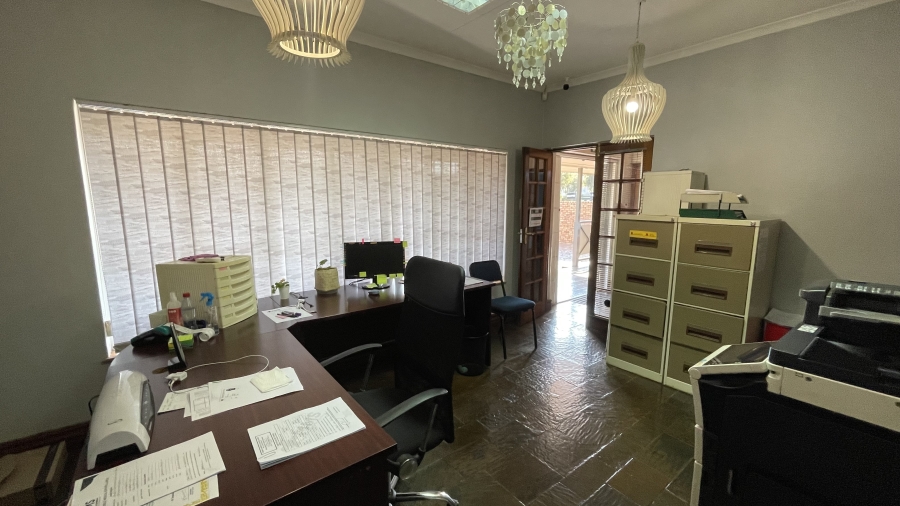 Commercial Property for Sale in Sinoville Gauteng