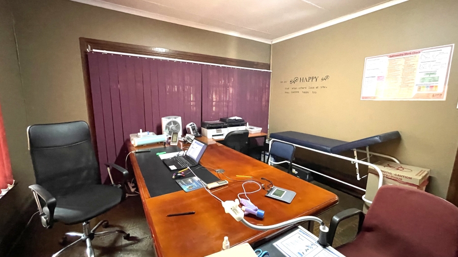 Commercial Property for Sale in Sinoville Gauteng