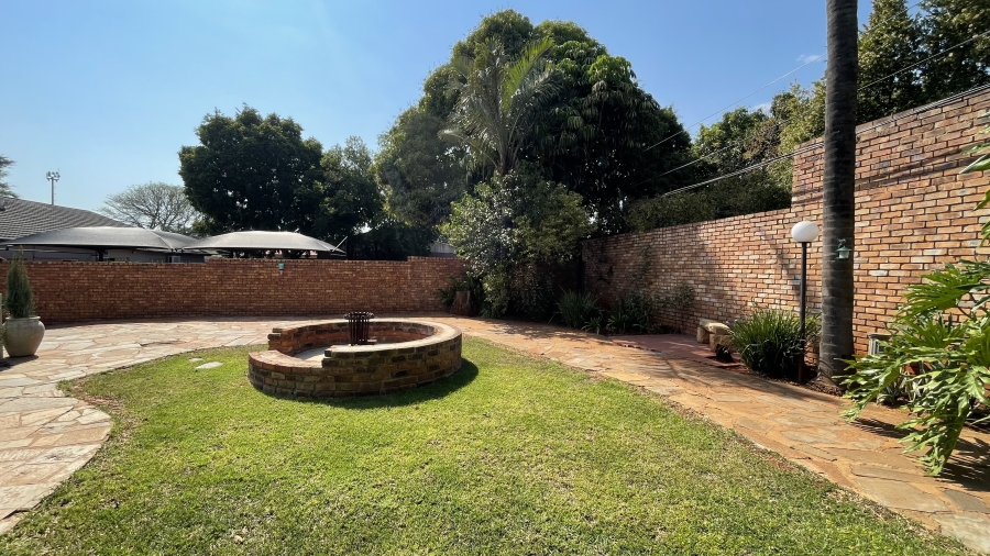 Commercial Property for Sale in Sinoville Gauteng