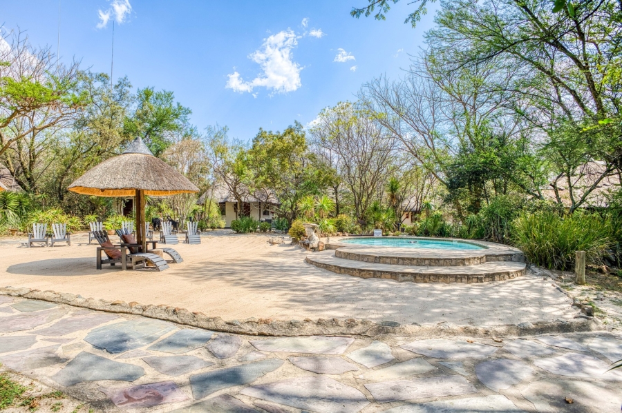 Commercial Property for Sale in Chartwell Gauteng