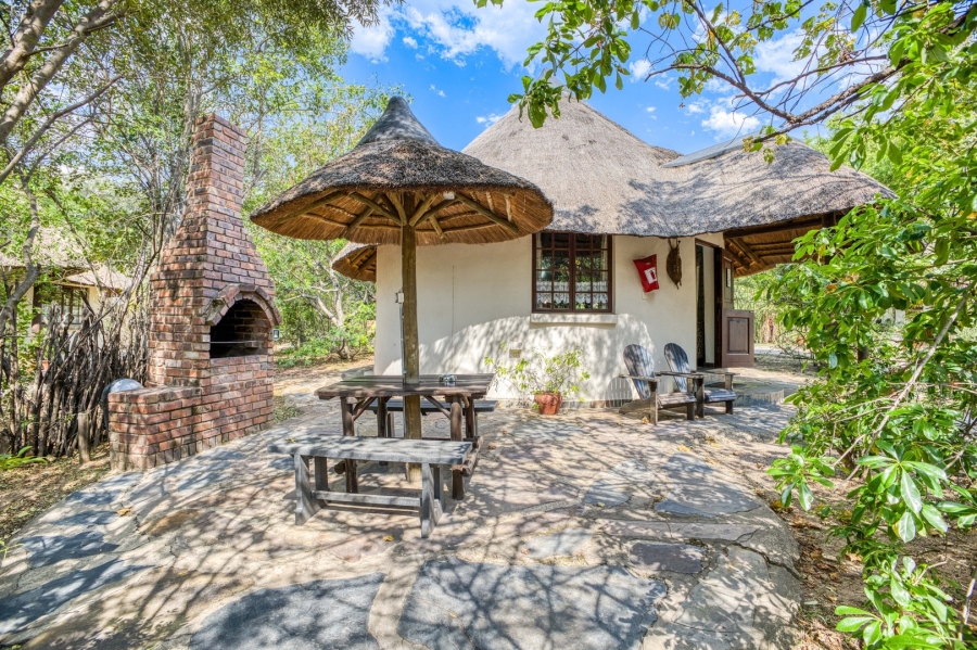 Commercial Property for Sale in Chartwell Gauteng