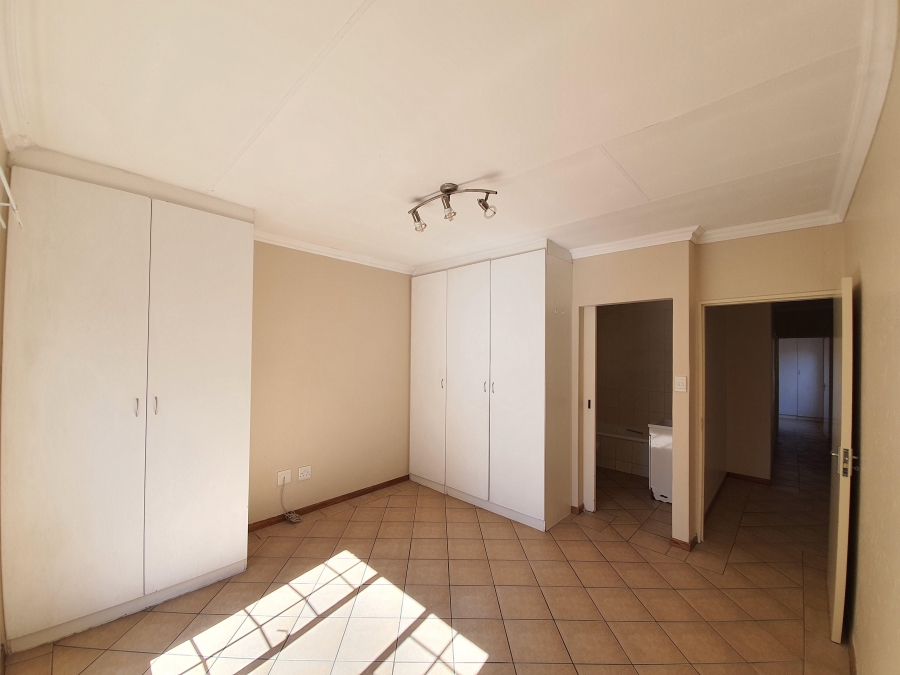 To Let 3 Bedroom Property for Rent in Oriel Gauteng