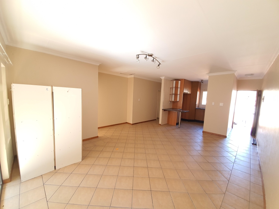 To Let 3 Bedroom Property for Rent in Oriel Gauteng