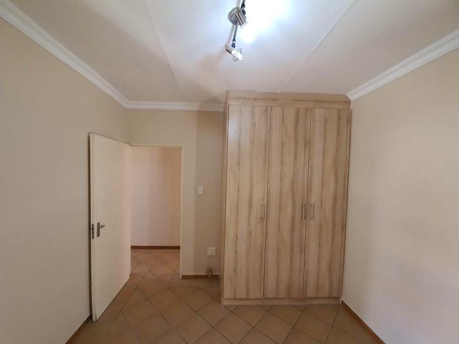 To Let 3 Bedroom Property for Rent in Oriel Gauteng