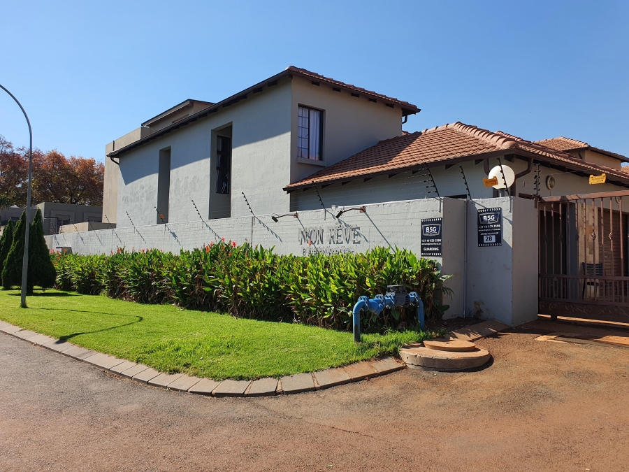 To Let 3 Bedroom Property for Rent in Oriel Gauteng
