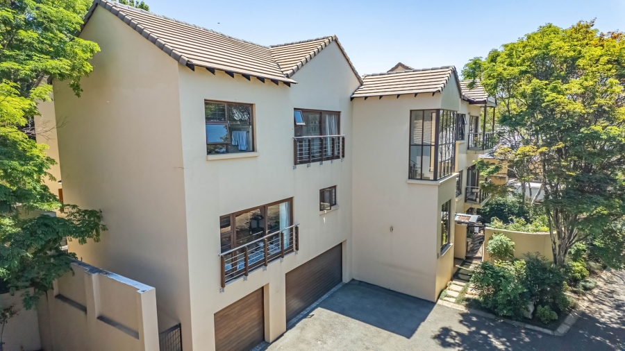 To Let 5 Bedroom Property for Rent in Bryanston Gauteng