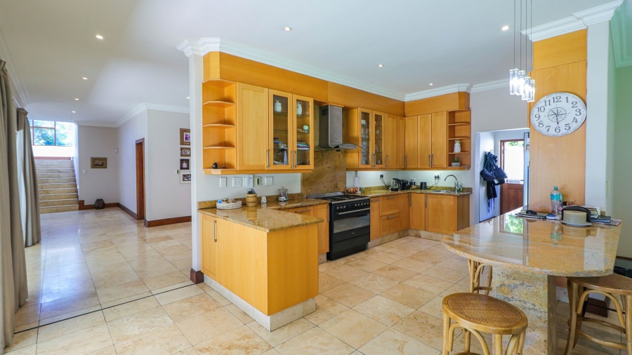 To Let 5 Bedroom Property for Rent in Bryanston Gauteng