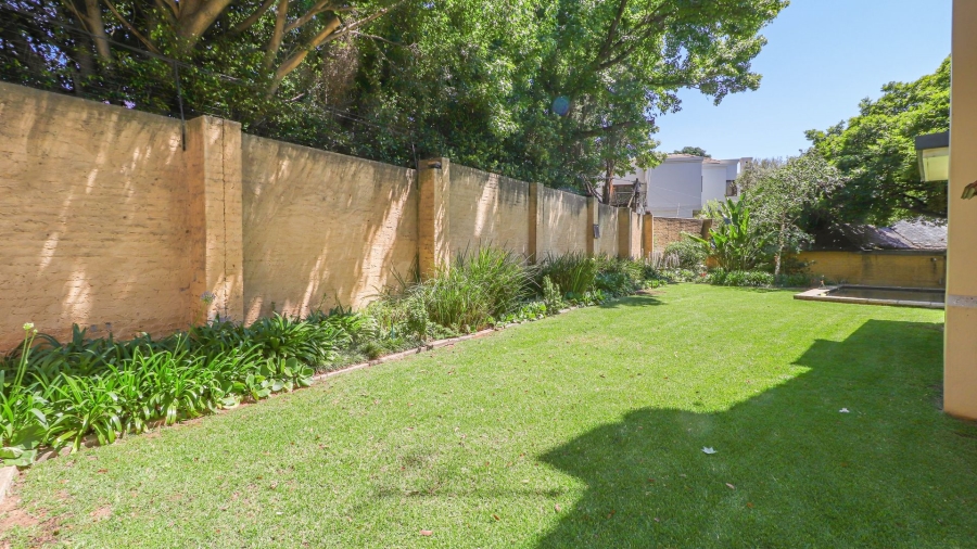 To Let 5 Bedroom Property for Rent in Bryanston Gauteng
