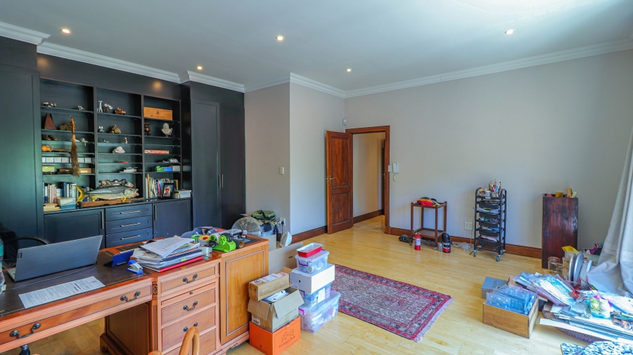 To Let 5 Bedroom Property for Rent in Bryanston Gauteng